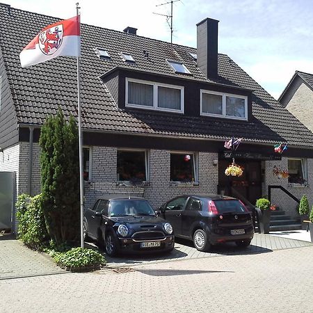 Haus Mariandl Hotel Dusseldorf Ngoại thất bức ảnh