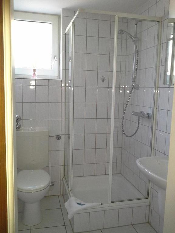 Haus Mariandl Hotel Dusseldorf Phòng bức ảnh