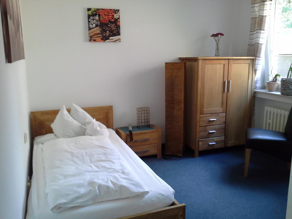 Haus Mariandl Hotel Dusseldorf Phòng bức ảnh