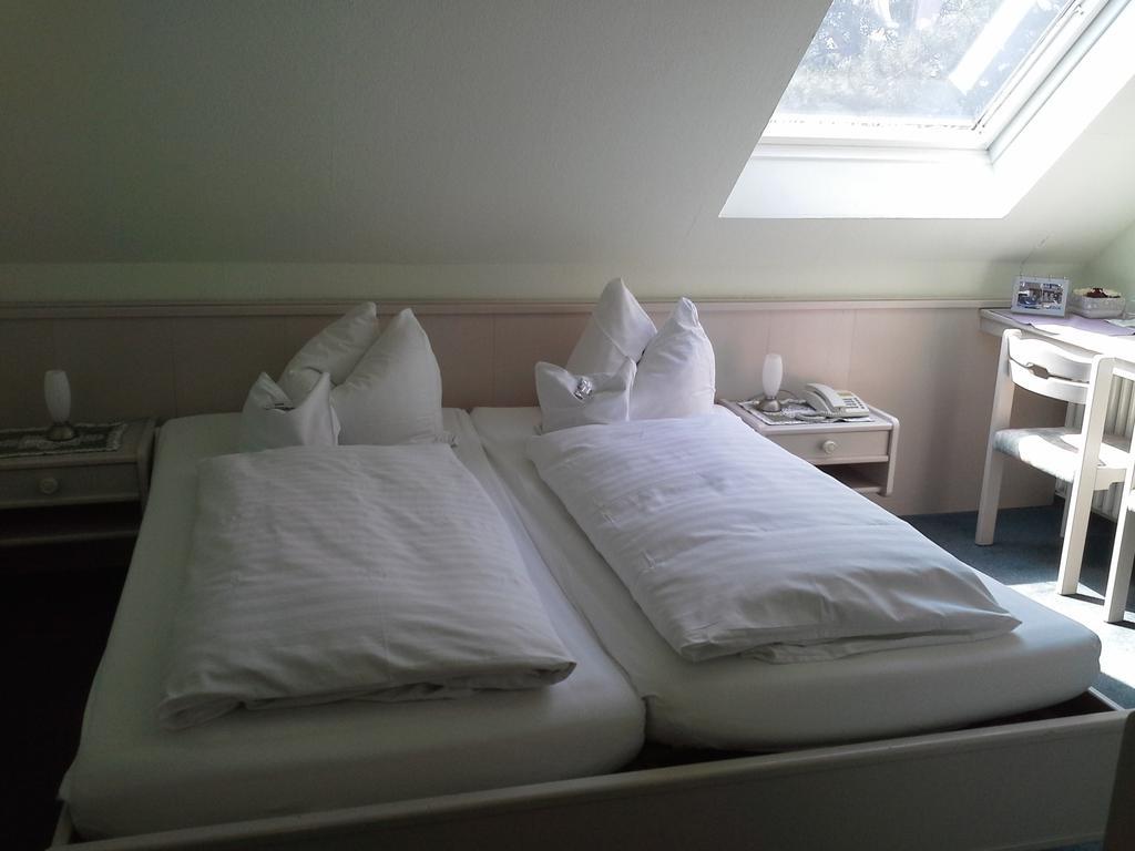 Haus Mariandl Hotel Dusseldorf Phòng bức ảnh